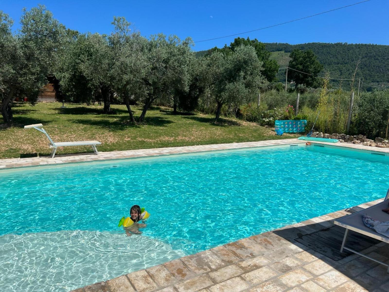 Agriturismo Uliveto Benedetti Spoleto Esterno foto