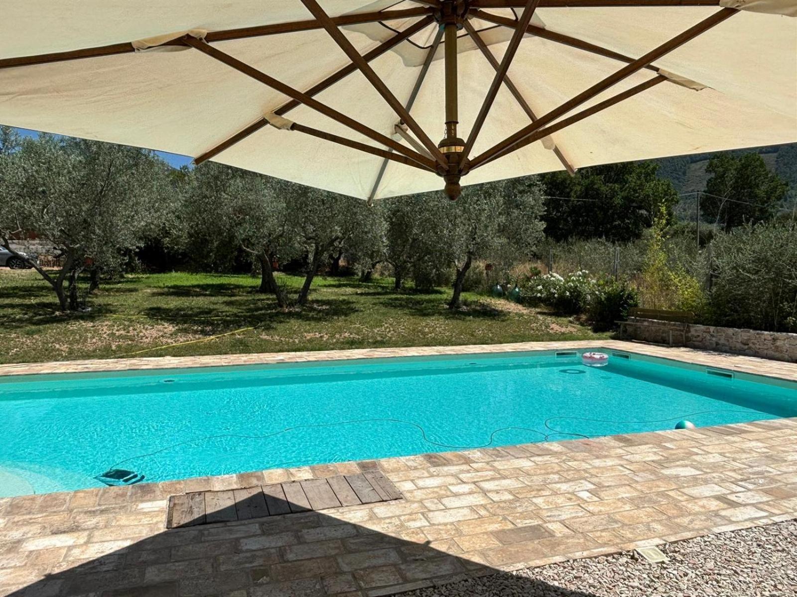 Agriturismo Uliveto Benedetti Spoleto Esterno foto
